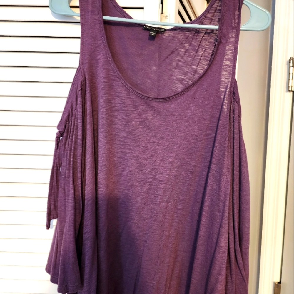 Express cold shoulder blouse size med